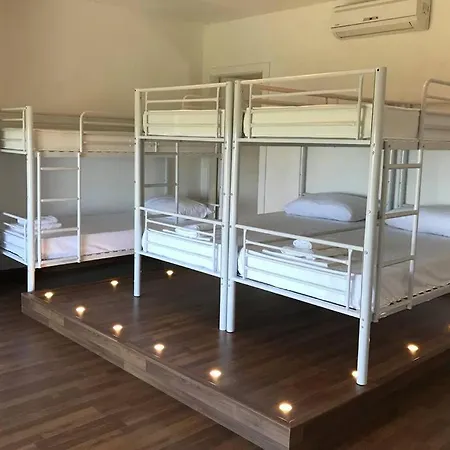 Amber Villa